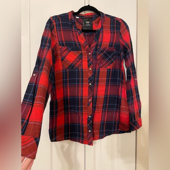 Only True N’ Blue - red and blue plaid button up - size S - Picture 1 of 6